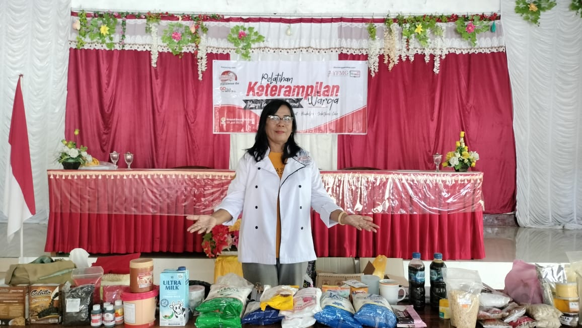 Yayasan Felix Maria Go Latih Warga Maumolo Kelola Pisang Jadi Produk Ekonomi