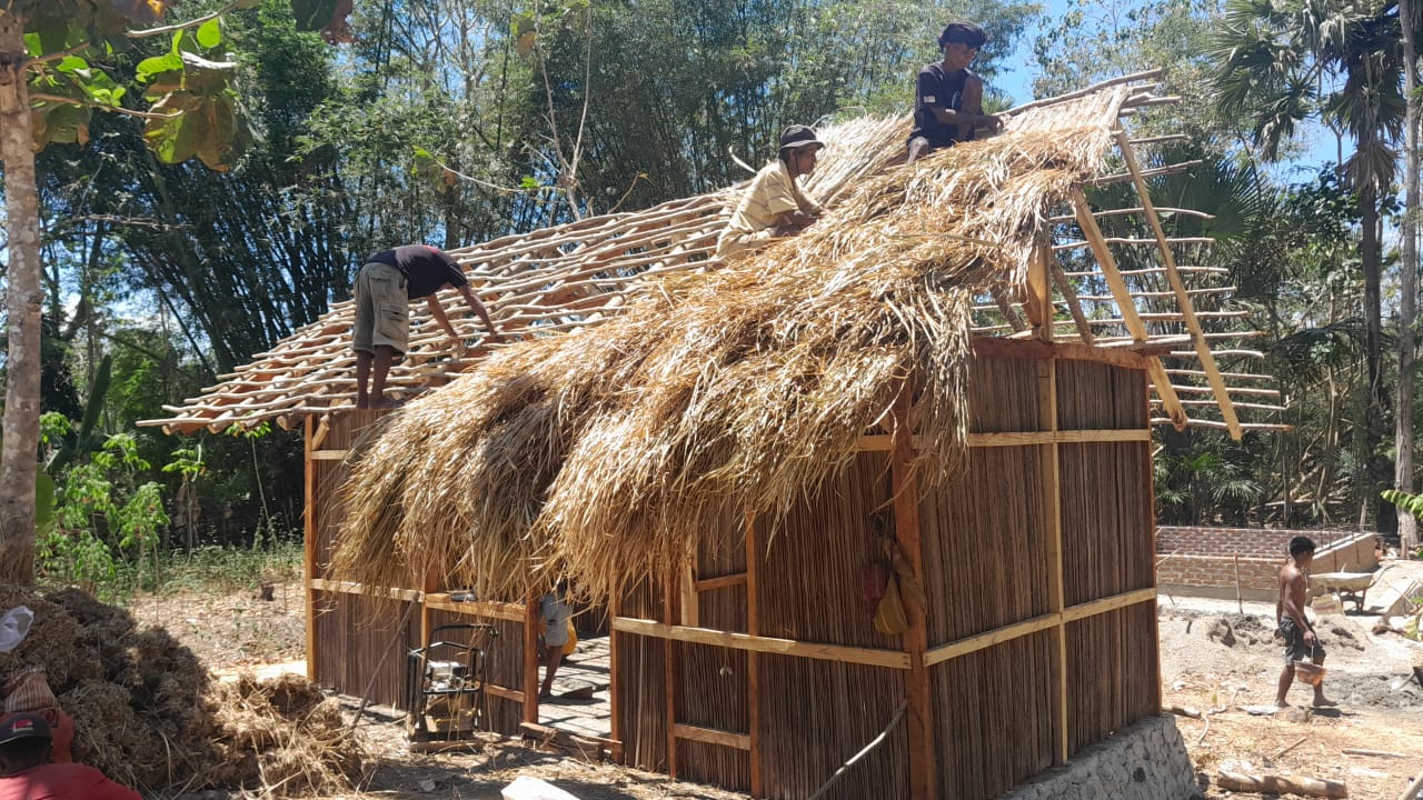 YFMG Bangun Kios Koperasi di Maumolo, Warga Kini Lebih Mudah Penuhi Kebutuhan